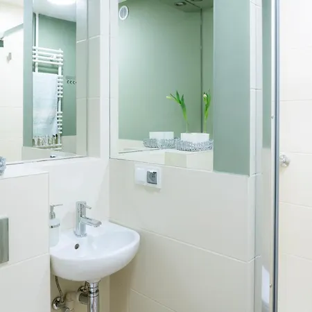 Chmielna * ワルシャワ