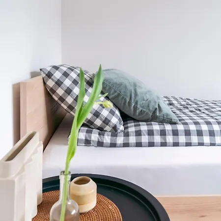 Apartment Chmielna Warsaw